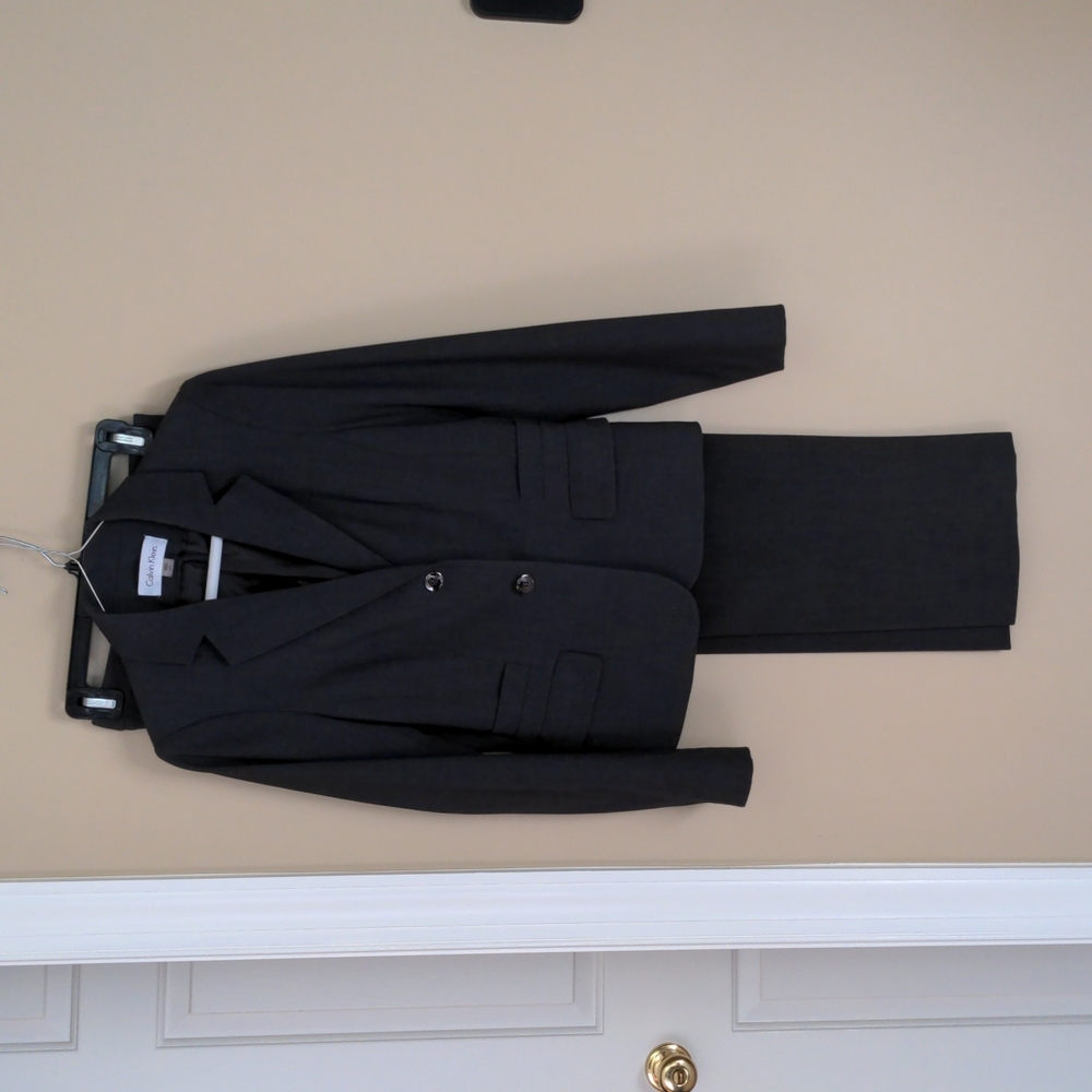 Two-piece women's pants suit Calvin Klein charcoal gray